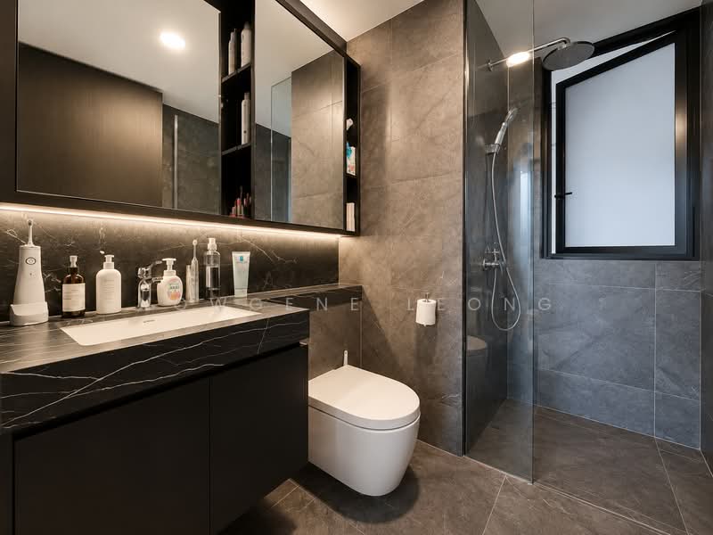 Hyll on Holland, 91 Holland Road, 2 Bedrooms, 700 sqft, Condominium For Sale, by Howgene Leong, 500217586 - Bathroom - PropertyGuru.com.sg