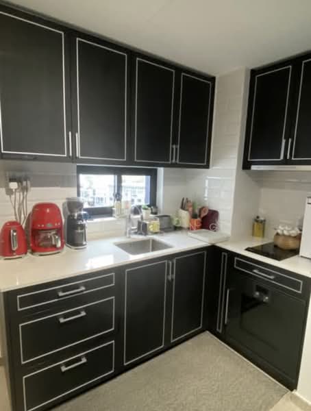 Mayfair Modern, 2 Rifle Range Road, 2 Bedrooms, 850 sqft, Condominium For Rent, by Julie Ng, 500217595 - Kitchen - PropertyGuru.com.sg