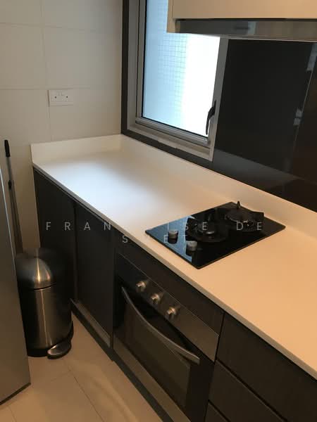 Q Bay Residences, 1 Tampines Street 86, 3 Bedrooms, 1,065 sqft, Condominium For Rent, by Francoise De Smet, 500217598 - Kitchen - PropertyGuru.com.sg