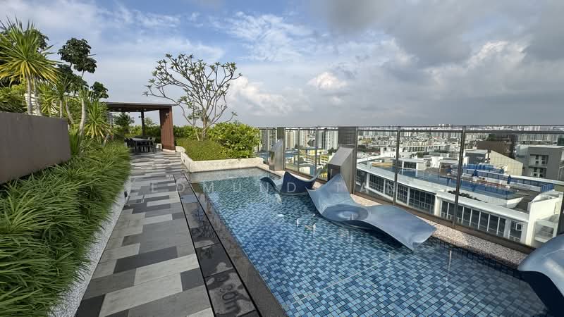 Sims Urban Oasis, 2 Sims Drive, 2 Bedrooms, 667 sqft, Condominium For Sale, by Edmund Tan, 500217600 - Pool - PropertyGuru.com.sg