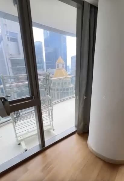 One Shenton, 1 Shenton Way, 2 Bedrooms, 1,119 sqft, Condominium For Rent, by Sally Queck, 500217608 - Balcony - PropertyGuru.com.sg
