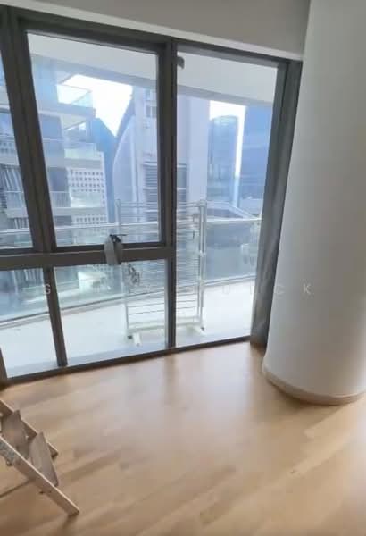 One Shenton, 1 Shenton Way, 2 Bedrooms, 1,119 sqft, Condominium For Rent, by Sally Queck, 500217608 - Balcony - PropertyGuru.com.sg