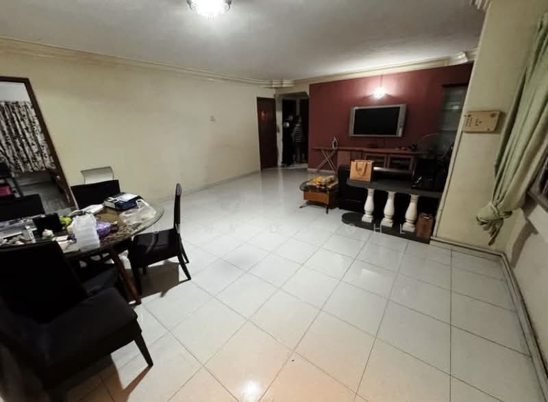 182 Pasir Ris Street 11, 182 Pasir Ris Street 11, 4 Bedrooms, 1,323 sqft, HDB Flat For Sale, by Sunny Sun HL, 500217616 - Living Room - PropertyGuru.com.sg