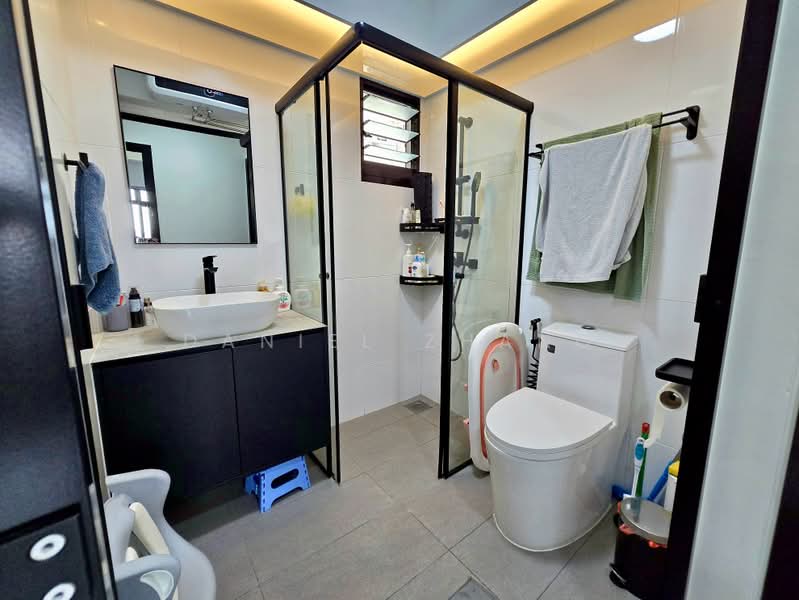 110A Bidadari Park Drive, 110A Bidadari Park Drive, 3 Bedrooms, 1,001 sqft, HDB Flat For Sale, by Daniel Zhang, 500217620 - Bathroom - PropertyGuru.com.sg