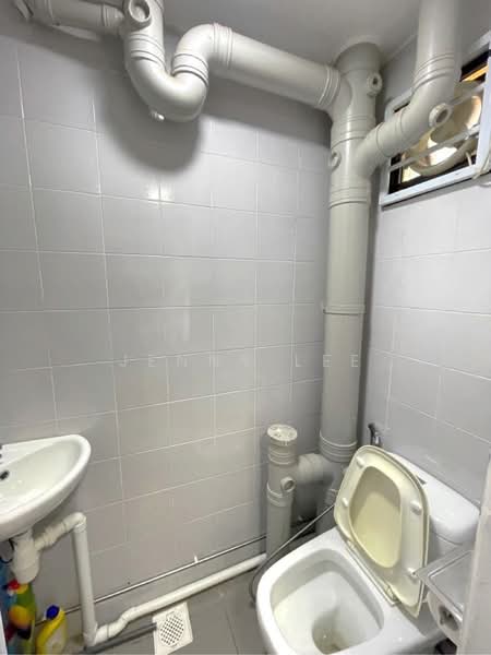 86 Commonwealth Close, 86 Commonwealth Close, 2 Bedrooms, 635 sqft, HDB Flat For Sale, by Jenny Lee, 500217624 - PropertyGuru.com.sg