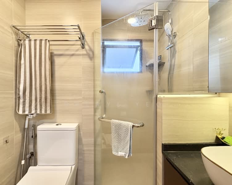 Regentville, 6 Hougang Street 92, 3 Bedrooms, 1,152 sqft, Condominium For Sale, by Sheryl Yeo, 500217628 - Bathroom - PropertyGuru.com.sg