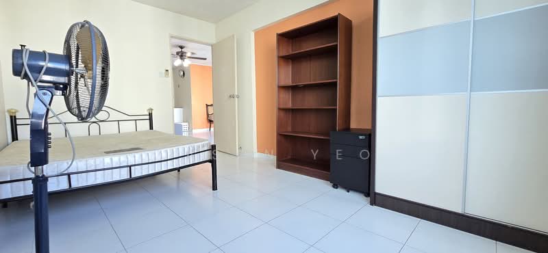 193 Edgefield Plains, 193 Edgefield Plains, 2 Bedrooms, 780 sqft, HDB Flat For Rent, by Jason Yeo, 500217637 - Bedroom - PropertyGuru.com.sg