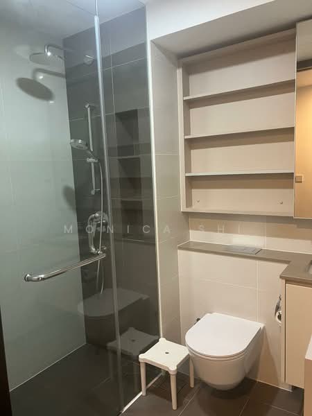 The Gazania, 5 How Sun Drive, 2 Bedrooms, 678 sqft, Condominium For Rent, by Monica Shi, 500217657 - Bathroom - PropertyGuru.com.sg