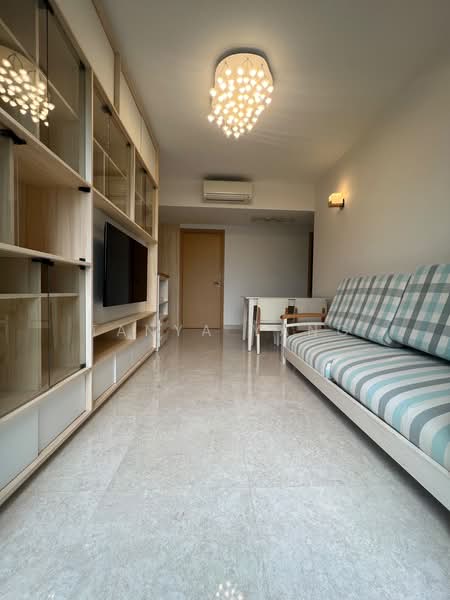Eight Riversuites, 2 Whampoa East, 3 Bedrooms, 936 sqft, Condominium For Sale, by Tanya Yang, 500217659 - Living Room - PropertyGuru.com.sg