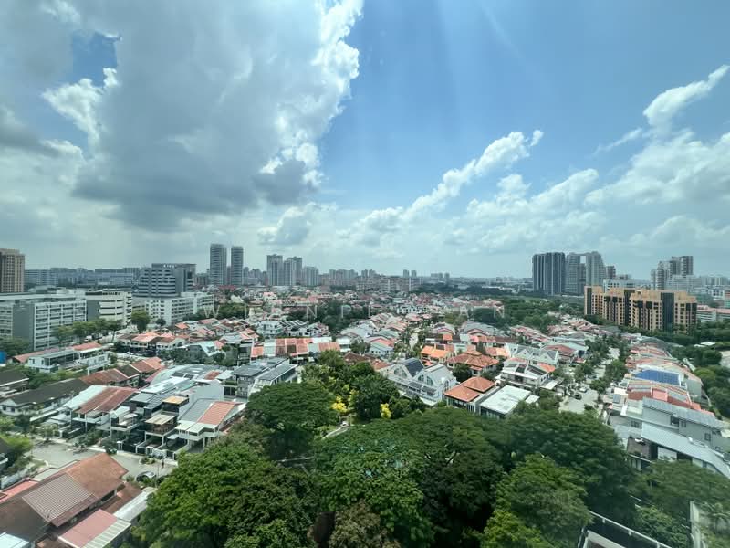 Rafflesia Condo, 31 Bishan Street 21, 2 Bedrooms, 915 sqft, Condominium For Rent, by Winnie Tan, 500217661 - Exterior - PropertyGuru.com.sg