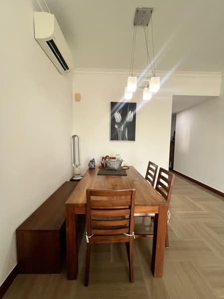 Rafflesia Condo, 31 Bishan Street 21, 2 Bedrooms, 915 sqft, Condominium For Rent, by Winnie Tan, 500217661 - Dining Room - PropertyGuru.com.sg