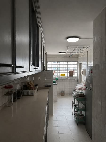 275 Yishun Street 22, 275 Yishun Street 22, 3 Bedrooms, 969 sqft, HDB Flat For Sale, by Mike Xiao, 500217662 - Kitchen - PropertyGuru.com.sg