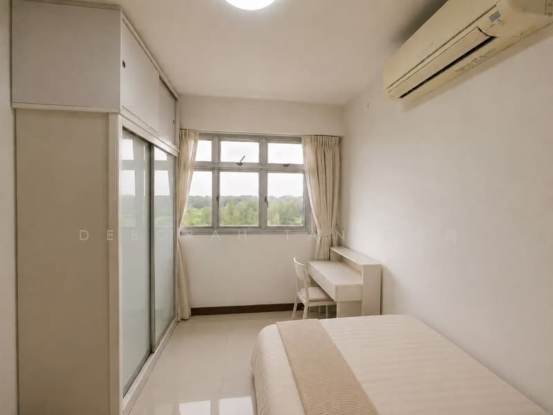 672A Edgefield Plains, 672A Edgefield Plains, 3 Bedrooms, 700 sqft, HDB Flat For Sale, by Deborah Tan 陈素玲, 500217664 - PropertyGuru.com.sg