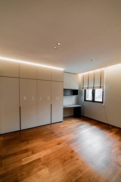 Siglap Bank, Siglap Bank, 10+ Bedrooms, 8,615 sqft, Detached House For Sale, by Klish Tan, 500217668 - Study - PropertyGuru.com.sg