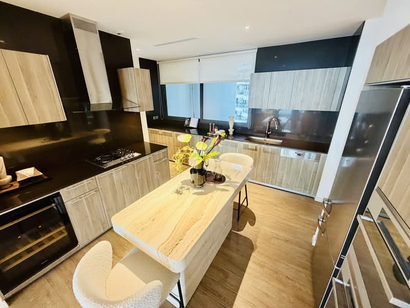 Cape Royale, 15 Cove Way, 4 Bedrooms, 2,637 sqft, Condominium For Sale, by Murphy Lee, 500217676 - Kitchen - PropertyGuru.com.sg