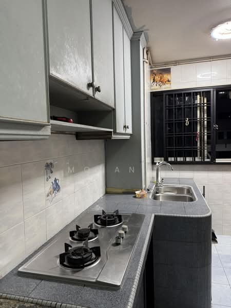 840 Woodlands Street 82, 840 Woodlands Street 82, 4 Bedrooms, 904 sqft, HDB Flat For Sale, by MOHAN ., 500217678 - Kitchen - PropertyGuru.com.sg