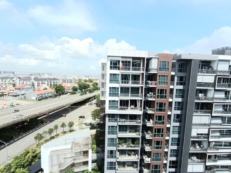 Forest Woods, , 2 Bedrooms, 732 sqft, Condominium For Rent, by Jeremy Li, 500217680 - Exterior - PropertyGuru.com.sg