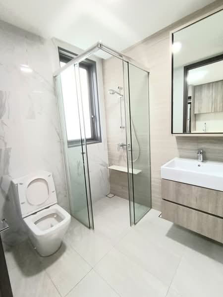 Forest Woods, , 2 Bedrooms, 732 sqft, Condominium For Rent, by Jeremy Li, 500217680 - Bathroom - PropertyGuru.com.sg