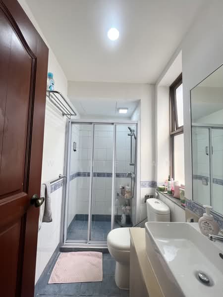 D'Manor, Tanah Merah Kechil Avenue, 5 Bedrooms, 2,723 sqft, Cluster House For Sale, by Winnie Tan, 500217698 - Bathroom - PropertyGuru.com.sg