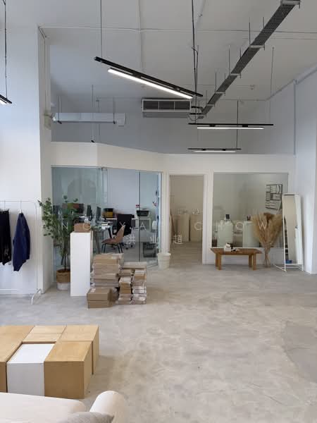 Four Star Building, 44 Kallang Place, 1,105 sqft, Light Industrial (B1) For Rent, by Ang Yap Chow 洪业超, 500217709 - CommercialGuru.com.sg