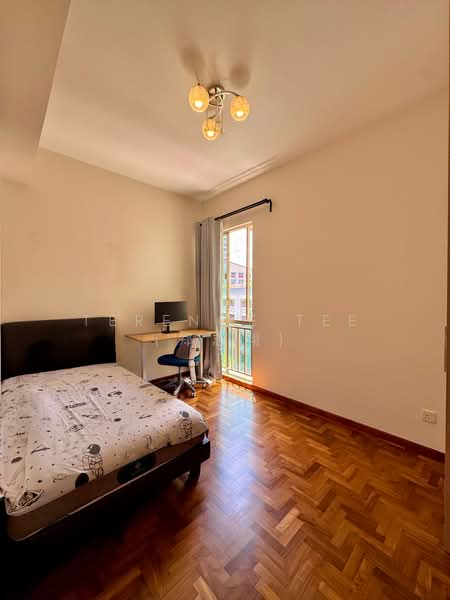 Astoria Park, 36 Lorong Mydin, 2 Bedrooms, 851 sqft, Condominium For Sale, by Terence Tee (郑志翔), 500217713 - Common Bedroom - PropertyGuru.com.sg