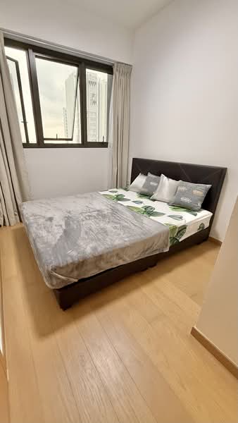 Midwood, 8 Hillview Rise, 2 Bedrooms, 689 sqft, Condominium For Sale, by Janice Law, 500217718 - Bedroom - PropertyGuru.com.sg