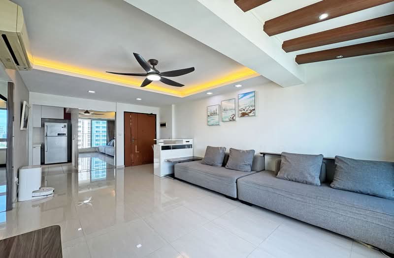 53 Commonwealth Drive, 53 Commonwealth Drive, 3 Bedrooms, 1,033 sqft, HDB Flat For Sale, by Calvin Wang, 500217725 - Living Room - PropertyGuru.com.sg