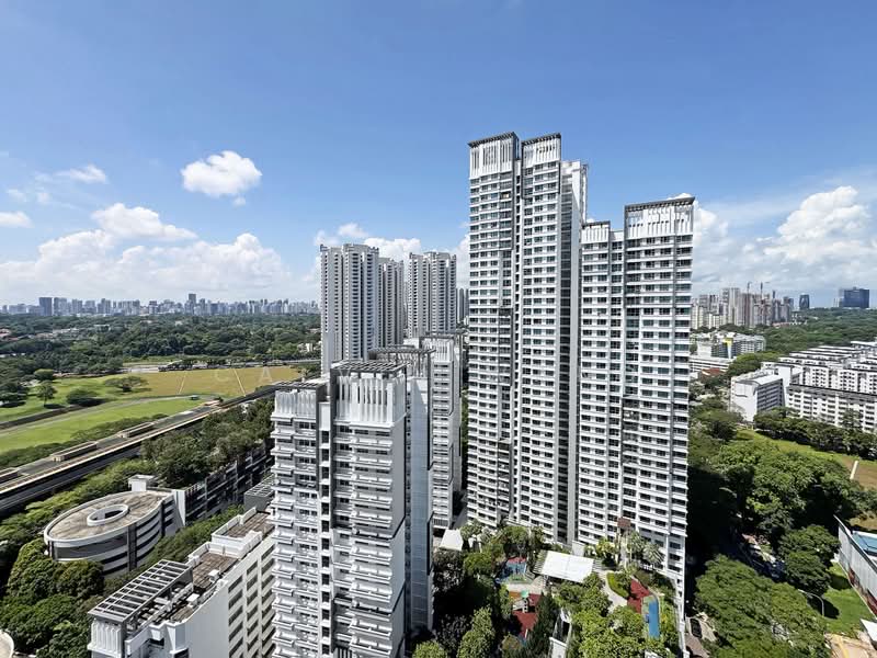53 Commonwealth Drive, 53 Commonwealth Drive, 3 Bedrooms, 1,033 sqft, HDB Flat For Sale, by Calvin Wang, 500217725 - Living Room Facing - PropertyGuru.com.sg