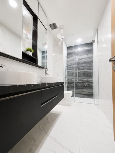 Belgravia Green, Belgravia Drive, 5 Bedrooms, 3,466 sqft, Terraced House For Sale, by Michelle Yap, 500217727 - Bathroom - PropertyGuru.com.sg