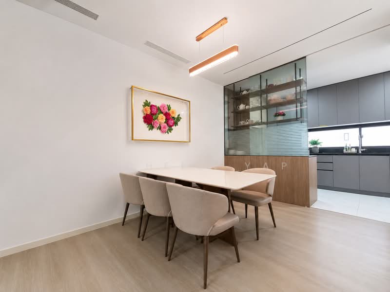 Belgravia Green, Belgravia Drive, 5 Bedrooms, 3,466 sqft, Terraced House For Sale, by Michelle Yap, 500217727 - Dining Room - PropertyGuru.com.sg