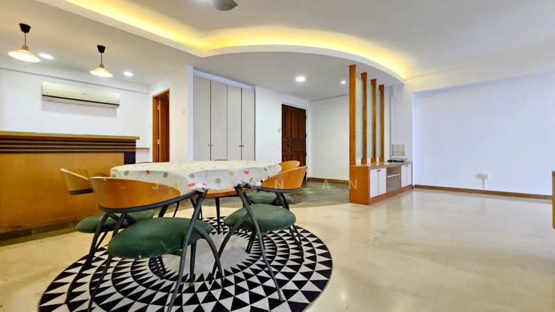 Jurong east st 21, Jurong east st 21, 4 Bedrooms, 1,539 sqft, HDB Flat For Sale, by Juleen Ang, 500217729 - Dining Room - PropertyGuru.com.sg
