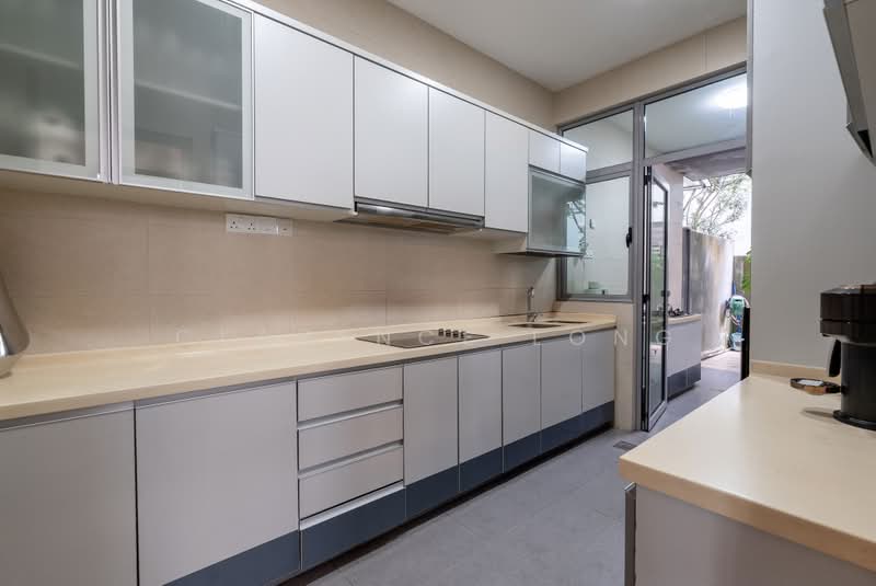 Best Value Art House 2.5 Storey Corner Terrace, Walk to Greenwich V, Seletar Hills Estate, Seletar Hills Estate, 5 Bedrooms, 3,600 sqft, Corner Terrace For Sale, by Clarence Long, 500217737 - Kitchen - PropertyGuru.com.sg