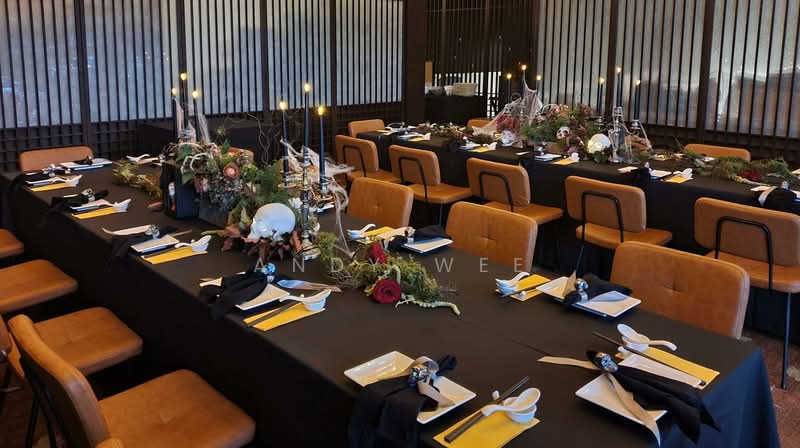 Casual Chinese Restaurant At Attractive Location for Low Takeover, , 2,800 sqft, Food & Beverage For Rent, by Andy Wee, 500217740 - Dining Room - CommercialGuru.com.sg