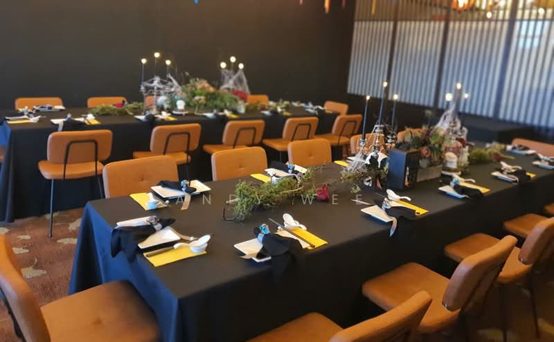 Casual Chinese Restaurant At Attractive Location for Low Takeover, , 2,800 sqft, Food & Beverage For Rent, by Andy Wee, 500217740 - Interior - CommercialGuru.com.sg