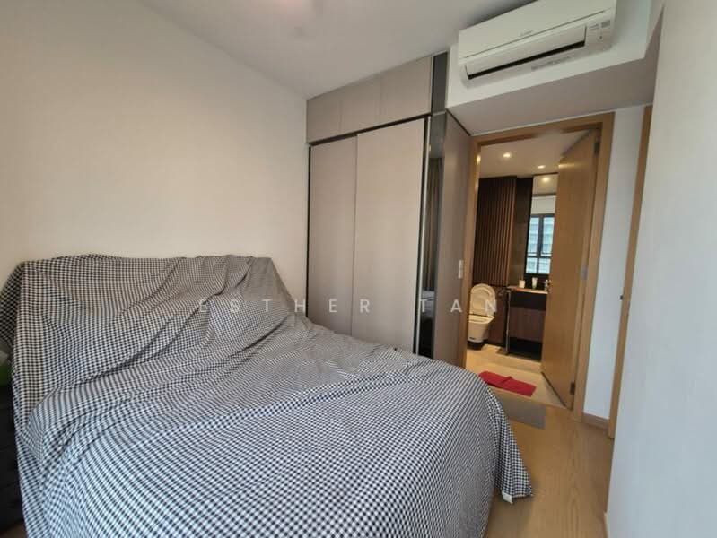 Midwood, 8 Hillview Rise, 2 Bedrooms, 775 sqft, Condominium For Rent, by Esther Tan, 500217751 - Bedroom - PropertyGuru.com.sg