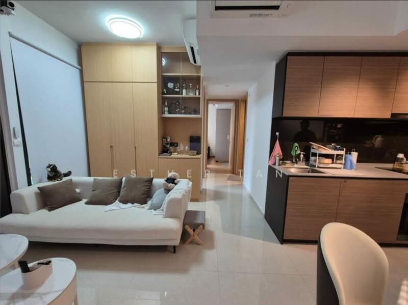 Midwood, 8 Hillview Rise, 2 Bedrooms, 775 sqft, Condominium For Rent, by Esther Tan, 500217751 - Living Room - PropertyGuru.com.sg