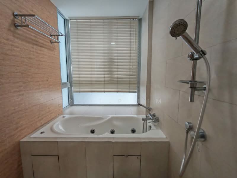 Clover By The Park, 2 Bishan Street 25, 3 Bedrooms, 1,249 sqft, Condominium For Rent, by Philip Lim, 500217760 - Bathroom - PropertyGuru.com.sg