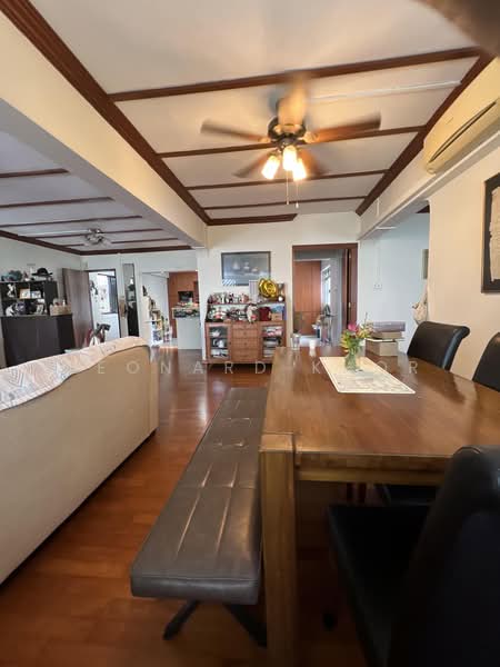 130 Cashew Road, 130 Cashew Road, 3 Bedrooms, 1,560 sqft, HDB Flat For Sale, by Leonard Khor, 500217771 - Living Room - PropertyGuru.com.sg