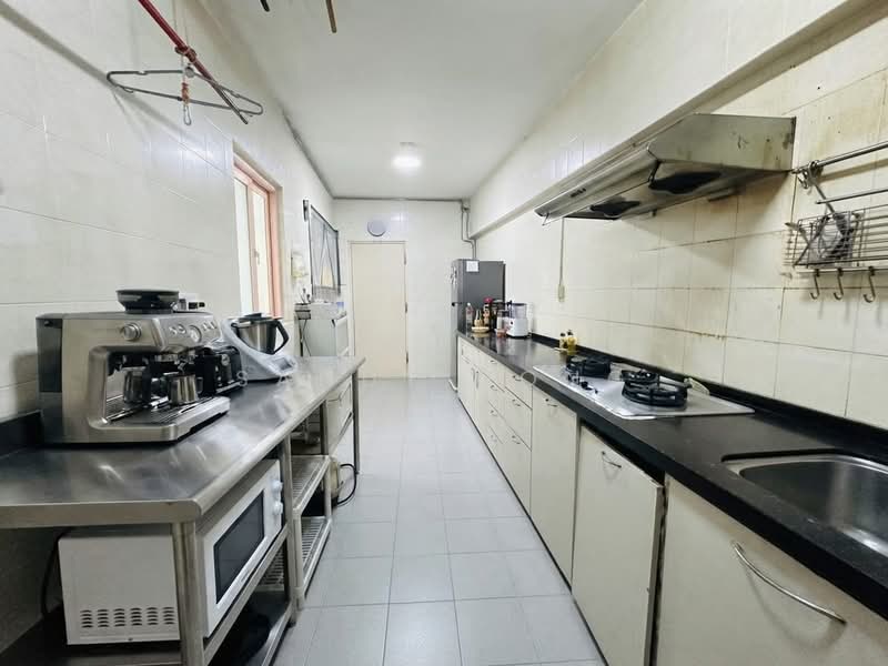 275C Jurong West Street 25, 275C Jurong West Street 25, 3 Bedrooms, 1,194 sqft, HDB Flat For Sale, by Sandy Hong, 500217773 - Kitchen - PropertyGuru.com.sg