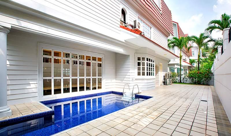 Woodgrove Estate, Ashwood Grove, 6 Bedrooms, 6,652 sqft, Detached House For Rent, by Gilad Coppersmith, 500217775 - Exterior - PropertyGuru.com.sg