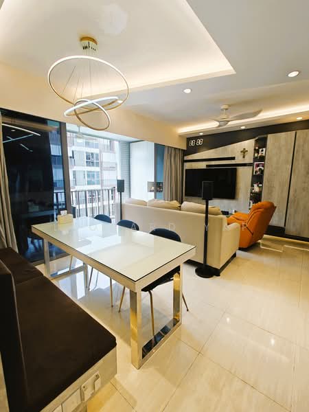 Bellewoods, 118 Woodlands Avenue 5, 4 Bedrooms, 1,227 sqft, Executive Condominium For Sale, by Leonard Yap, 500217783 - Living Room - PropertyGuru.com.sg