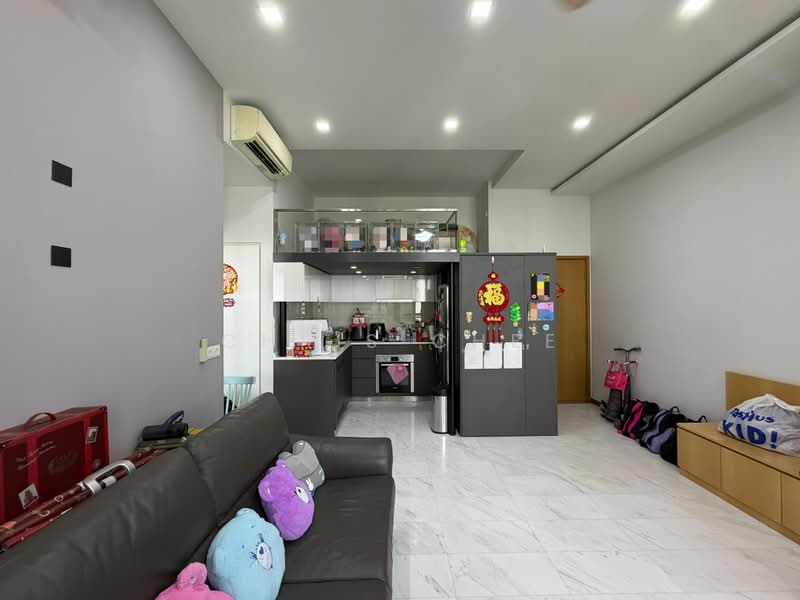 The Tennery, 5A Woodlands Road, 2 Bedrooms, 861 sqft, Condominium For Sale, by Chris Chee, 500217786 - Living Room - PropertyGuru.com.sg