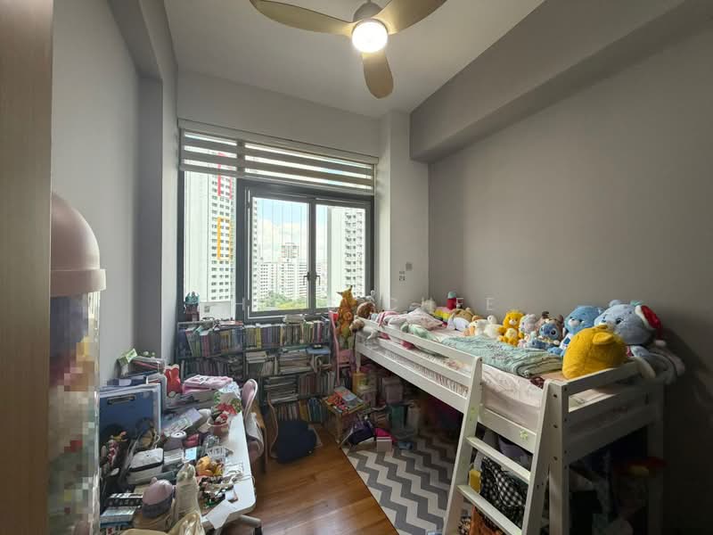 The Tennery, 5A Woodlands Road, 2 Bedrooms, 861 sqft, Condominium For Sale, by Chris Chee, 500217786 - Bedroom - PropertyGuru.com.sg