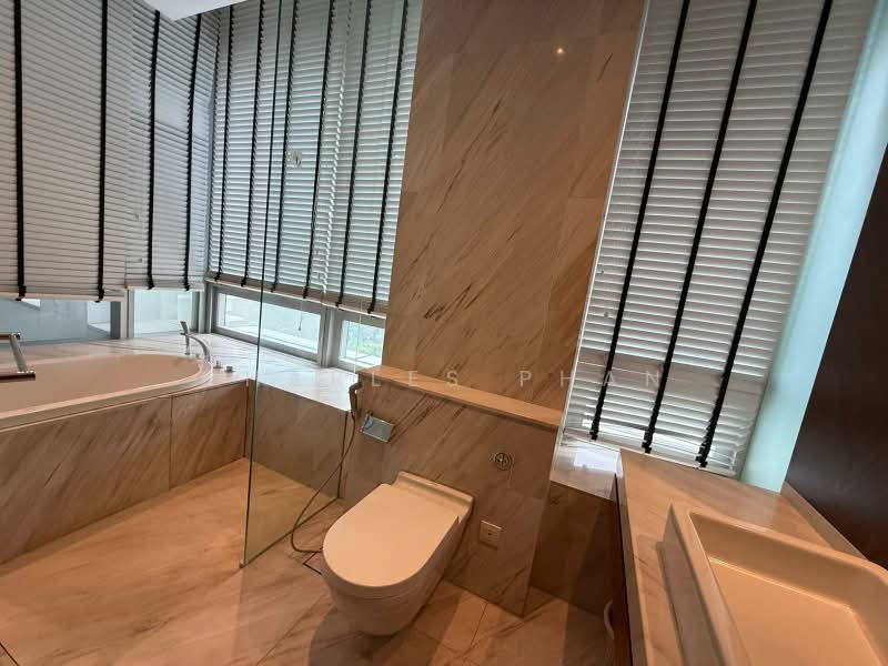 Nouvel 18, 16 Anderson Road, 4 Bedrooms, 1,765 sqft, Condominium For Rent, by Charles Phan, 500217790 - Bathroom - PropertyGuru.com.sg