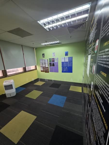 Peninsula Plaza, 111 North Bridge Road, 1,485 sqft, Office For Rent, by Irene Tay, 500217803 - Interior - CommercialGuru.com.sg
