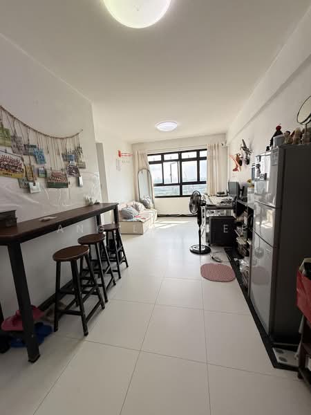 166B Teck Whye Crescent, 166B Teck Whye Crescent, 2 Bedrooms, 732 sqft, HDB Flat For Sale, by Ang Lay See, 500217805 - Living Room - PropertyGuru.com.sg