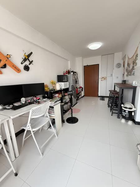 166B Teck Whye Crescent, 166B Teck Whye Crescent, 2 Bedrooms, 732 sqft, HDB Flat For Sale, by Ang Lay See, 500217805 - Study - PropertyGuru.com.sg