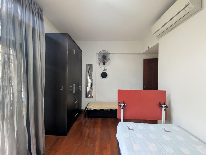 Carissa Park Condo, 2 Flora Drive, Room Rental, 100 sqft, Condominium For Rent, by Jerome Ng, 500217806 - Bedroom view 2 - PropertyGuru.com.sg