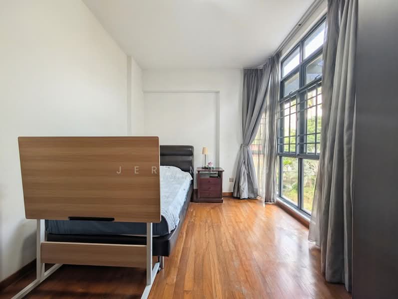 Carissa Park Condo, 2 Flora Drive, Room Rental, 100 sqft, Condominium For Rent, by Jerome Ng, 500217806 - Bedroom view 3 - PropertyGuru.com.sg