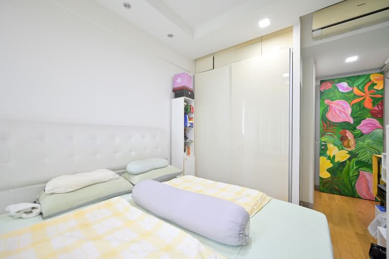 Hedges Park Condominium, 81 Flora Drive, 4 Bedrooms, 1,345 sqft, Condominium For Sale, by Doreen Chan, 500217810 - Bedroom - PropertyGuru.com.sg